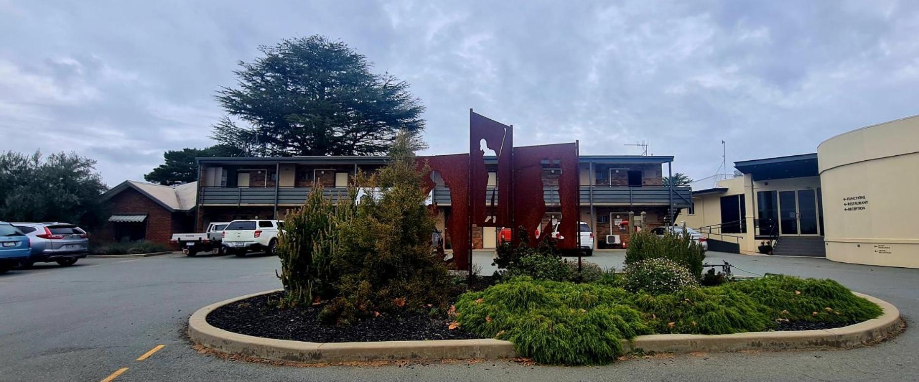 Shepparton Golf Motel Esterno foto